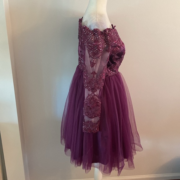 JJ House NWT special occasion dress - Picture 4 of 13